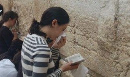 娱乐吃瓜君名媛,揭秘娱乐吃瓜君背后的名媛故事